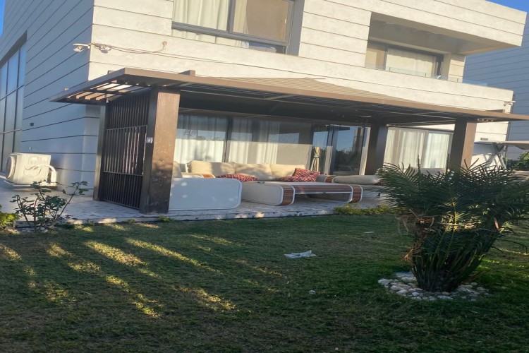  Villa for Sale in a Prime Location-Alburouj 