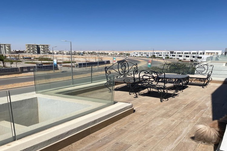 Villa for Sale in a Prime Location-Alburouj
