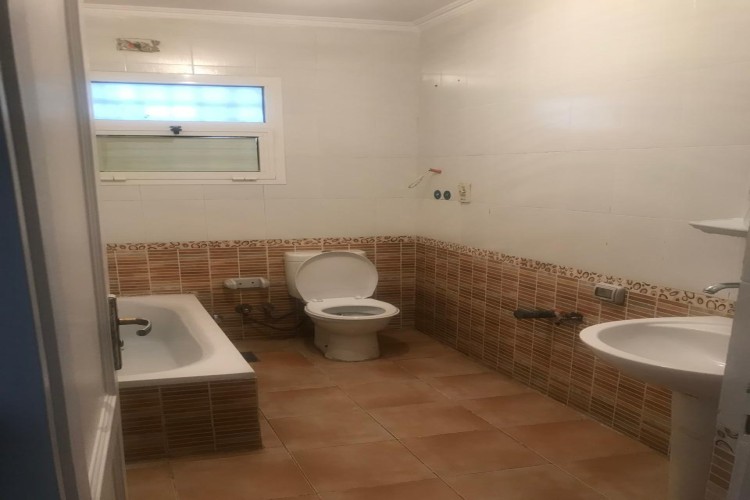  Apartment for sale-Madinaty b6 prime location 