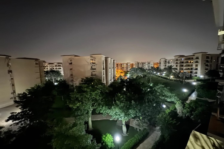  شقة قانون جديد للإيجار في الرحاب – تطل على افنيو 