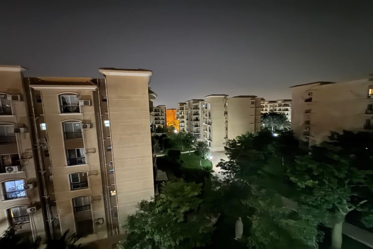 شقة قانون جديد للإيجار في الرحاب – تطل على افنيو 