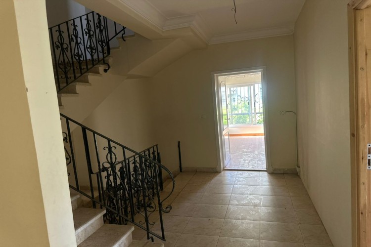  Villa For Rent in Al Rehab City 